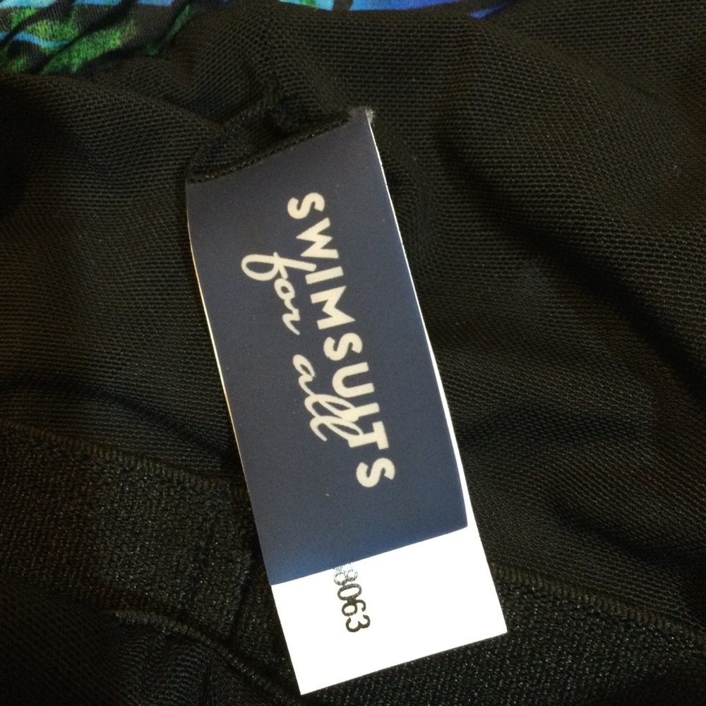 Swimsuits For All NWOT High-Neck Racerback Tankini Top, 18 - Picture 7 of 9